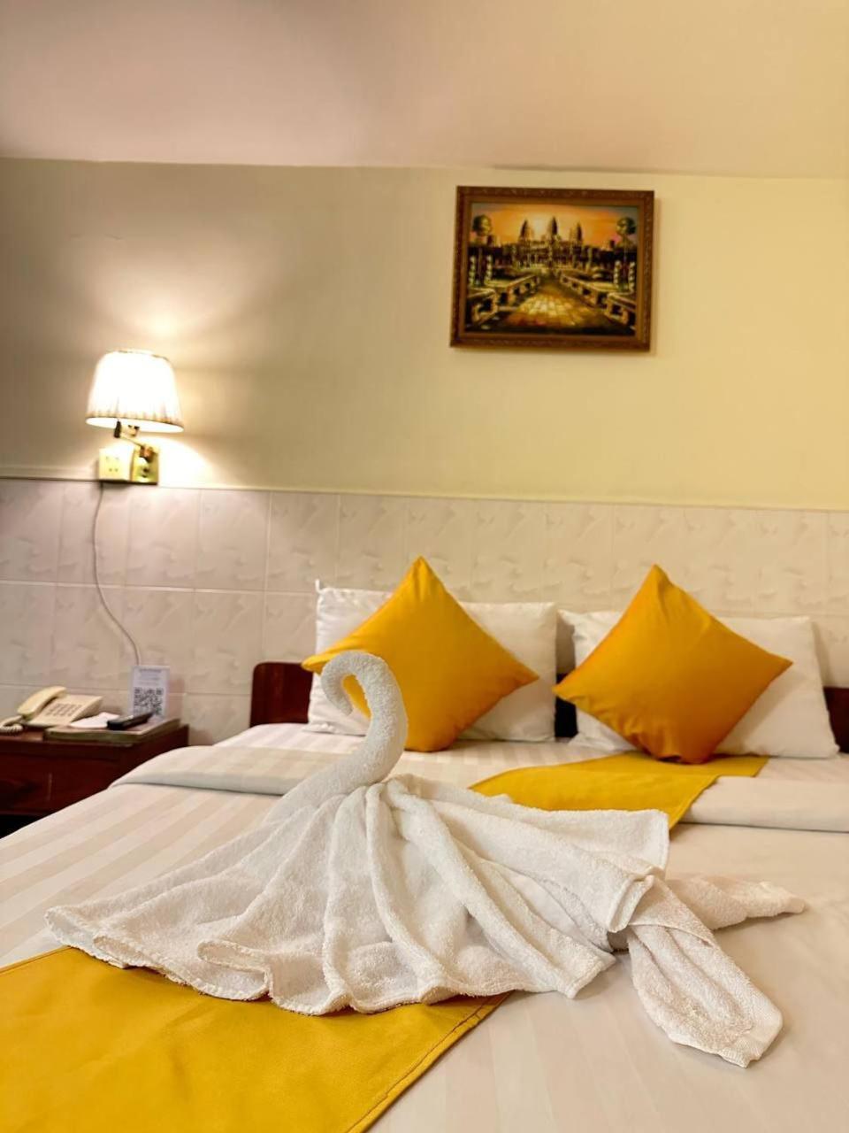 Nice Guesthouse Phnom Penh Exterior photo