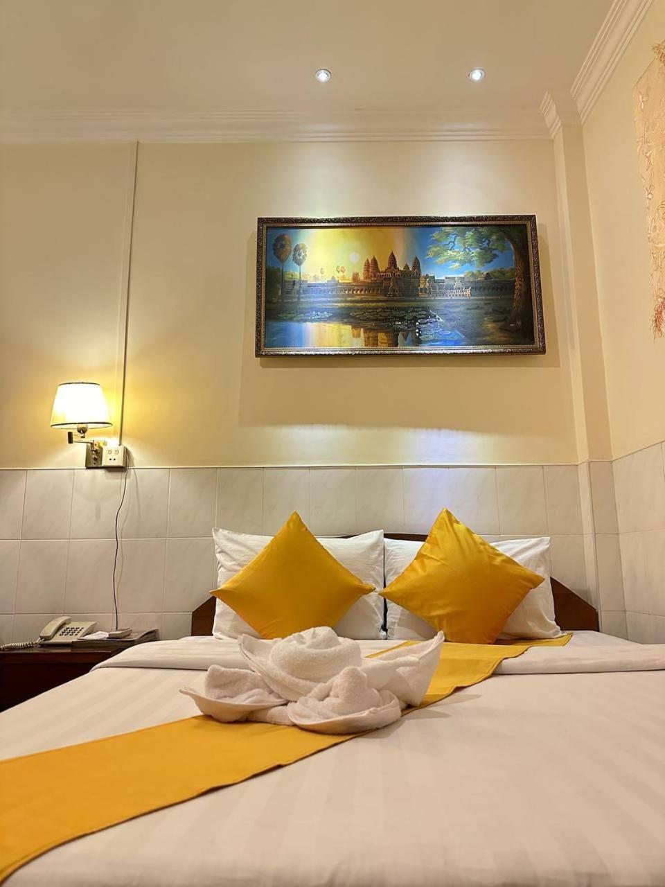 Nice Guesthouse Phnom Penh Exterior photo