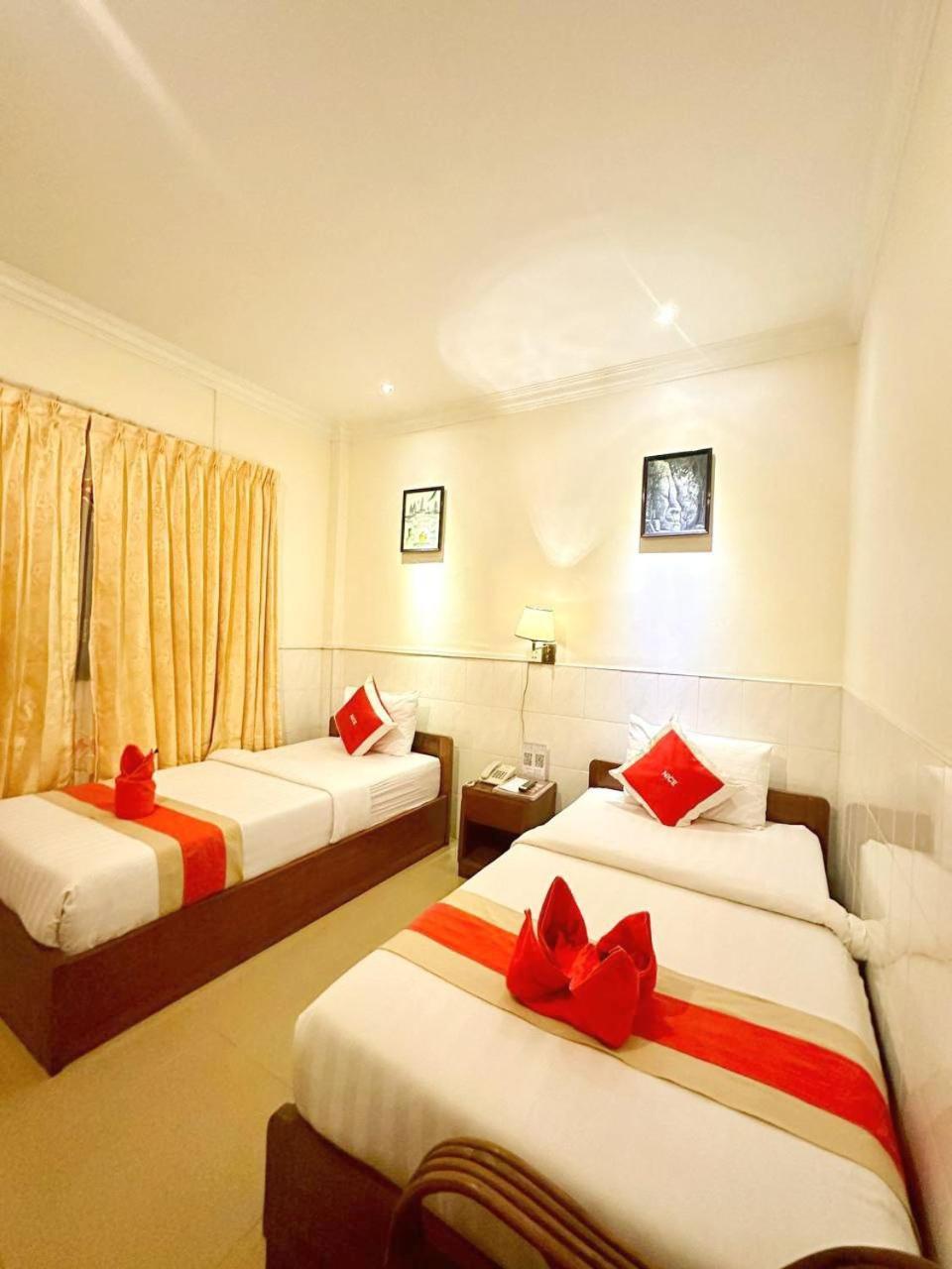 Nice Guesthouse Phnom Penh Exterior photo