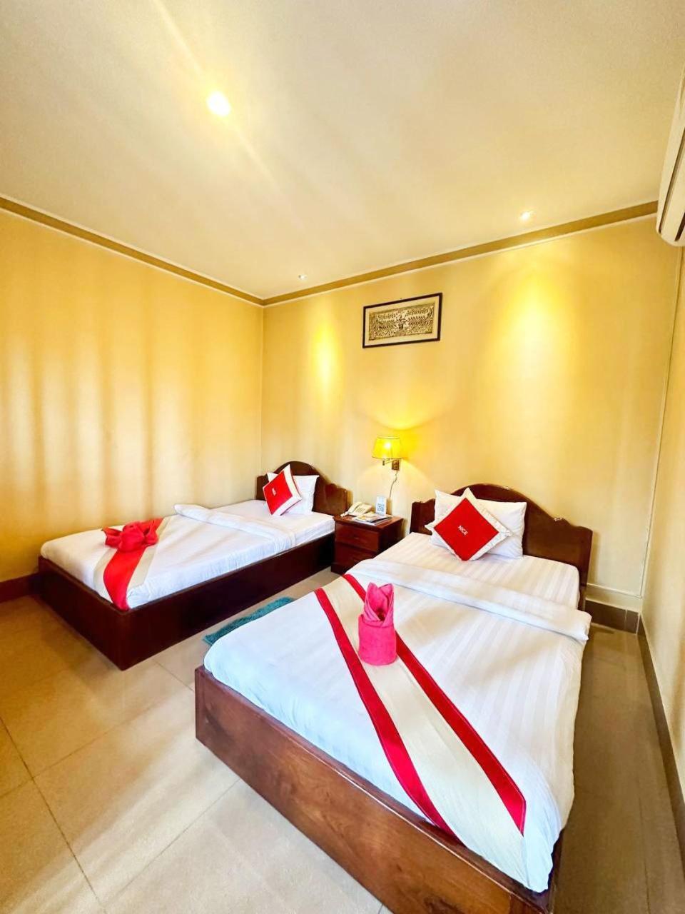 Nice Guesthouse Phnom Penh Exterior photo