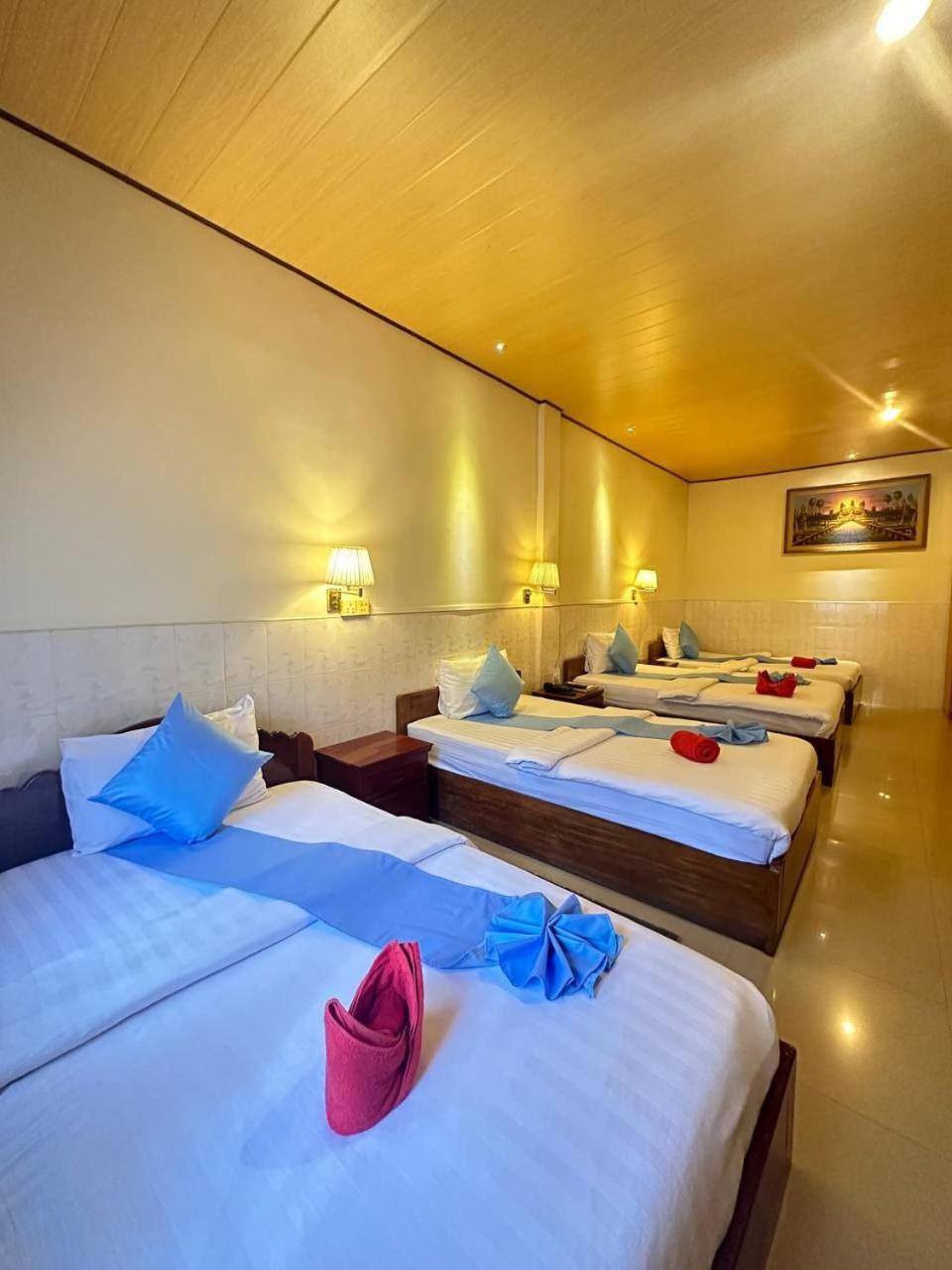 Nice Guesthouse Phnom Penh Exterior photo