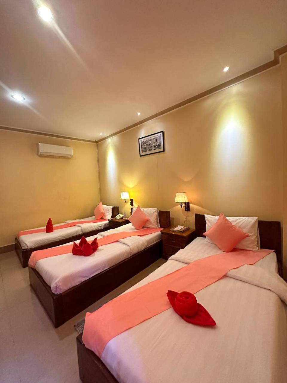 Nice Guesthouse Phnom Penh Exterior photo