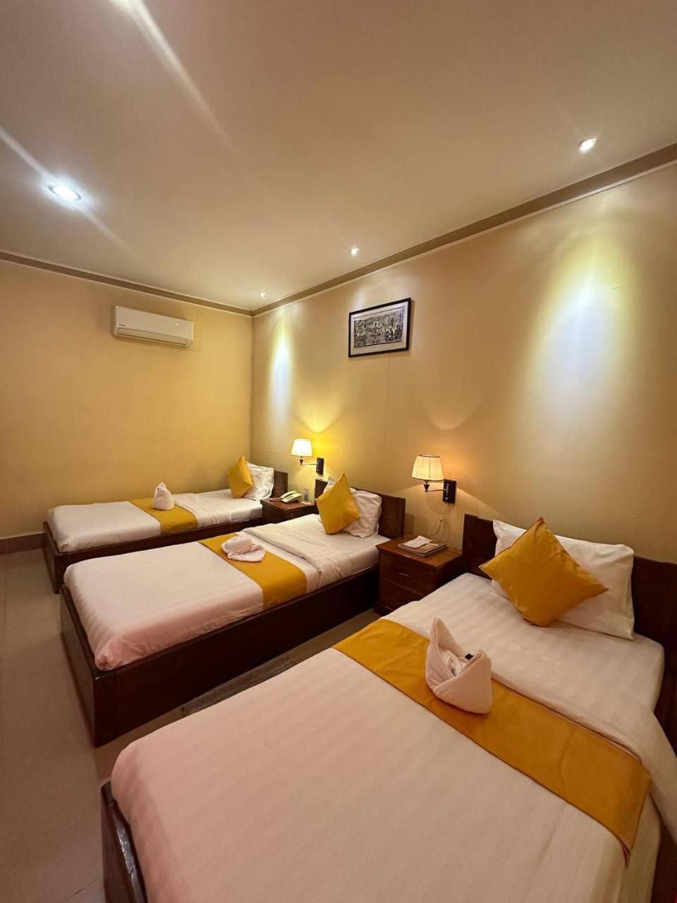 Nice Guesthouse Phnom Penh Exterior photo
