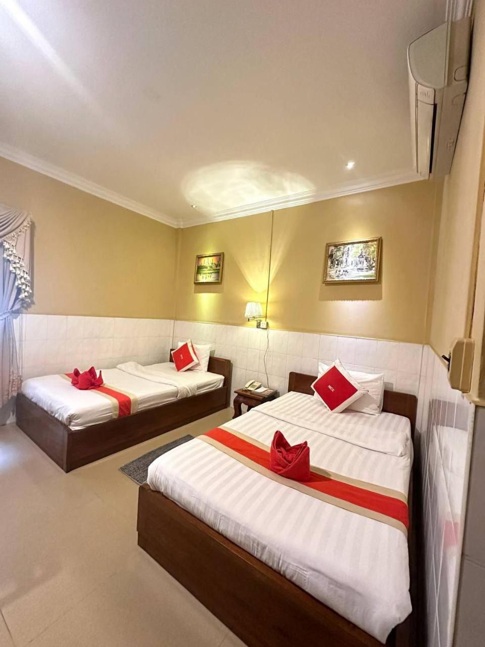 Nice Guesthouse Phnom Penh Exterior photo