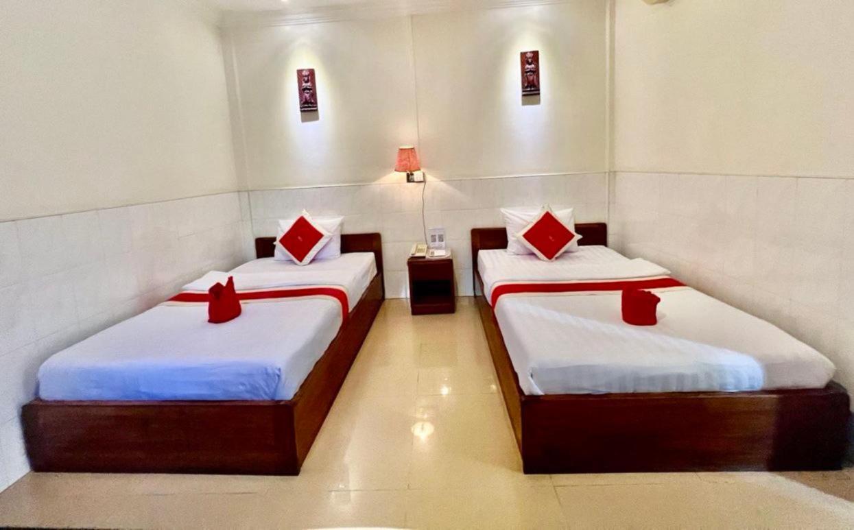 Nice Guesthouse Phnom Penh Exterior photo
