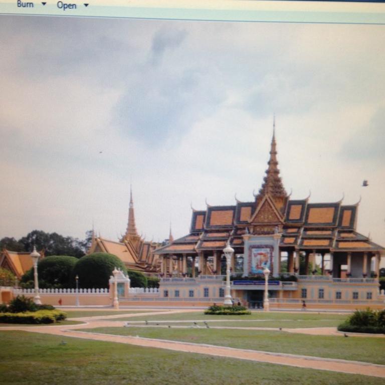 Nice Guesthouse Phnom Penh Exterior photo
