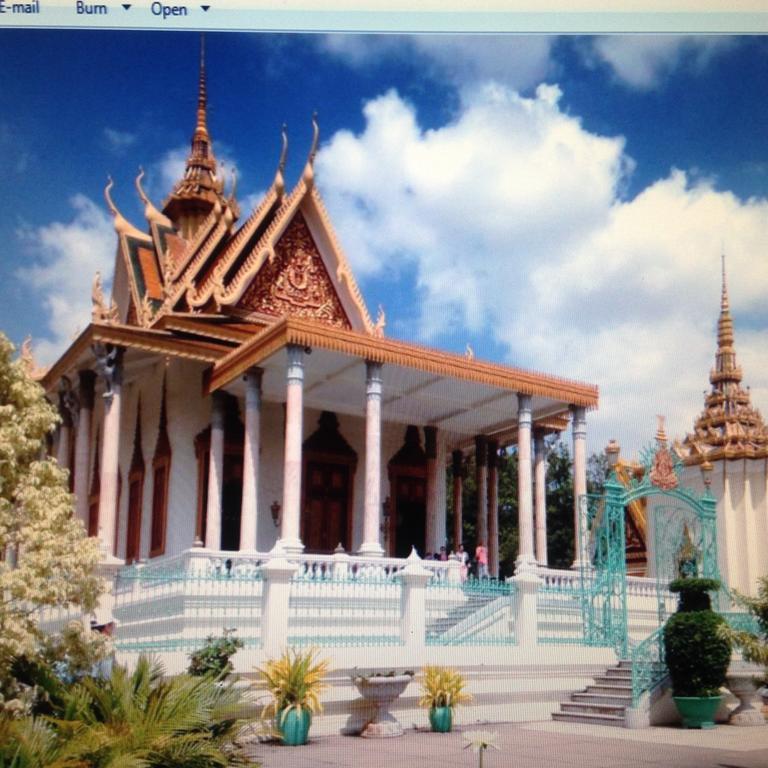 Nice Guesthouse Phnom Penh Exterior photo